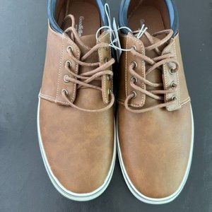 NWT - Men's Size 9 1/2 Shoes -Brown